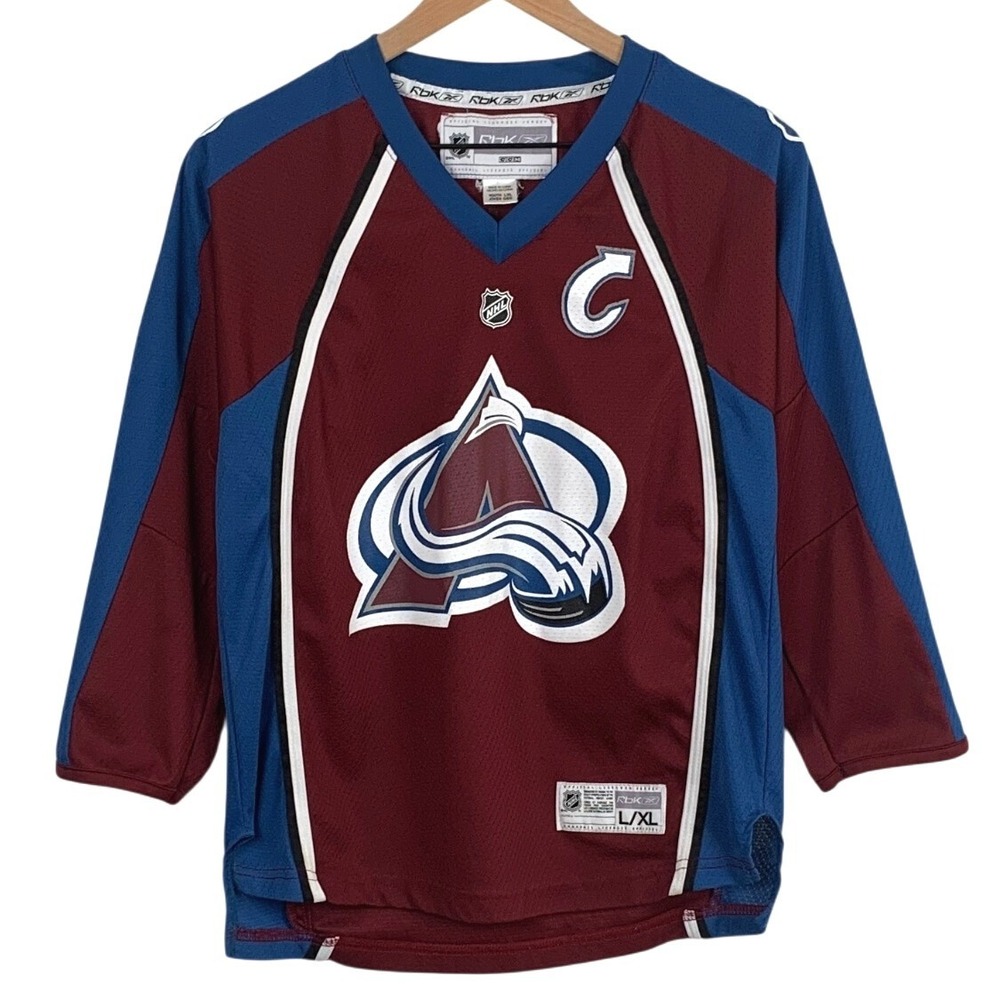 VTG Reebok Colorado Avalanche Joe Sakic 19 NHL Jersey Youth L/XL Burgundy Blue